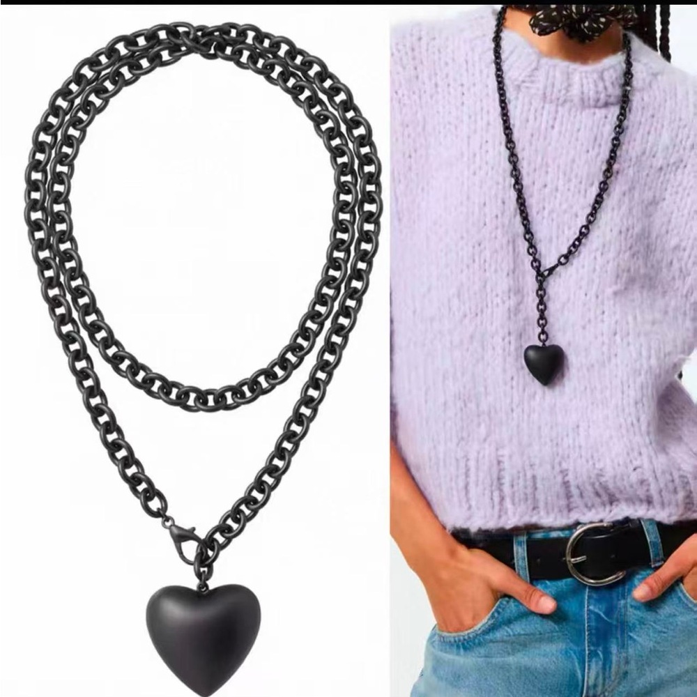 Roxanne Assoulin Black Heart Pendant Chain Necklace